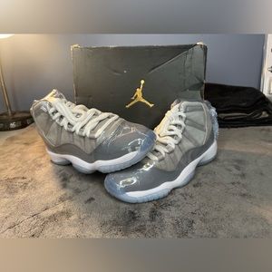 Jordan Retro 11 “Cool Grey”